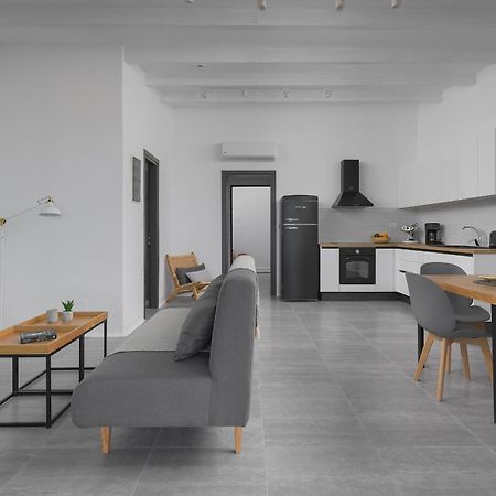 Mea Terra Villas Lakhania Bagian luar foto