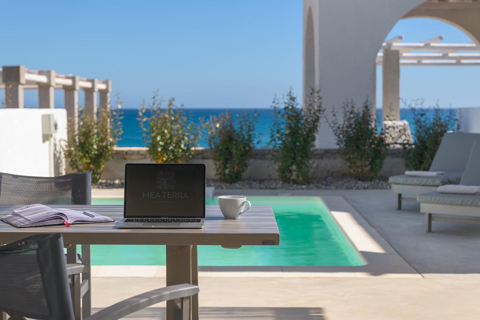 Mea Terra Villas Lakhania Bagian luar foto